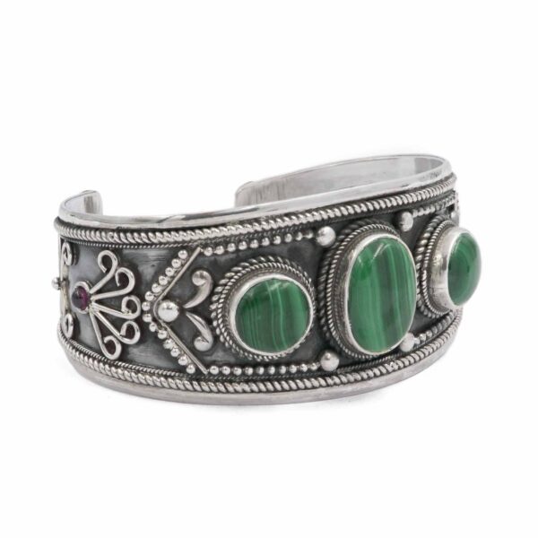 Vintage Cuff with Malachite Stone