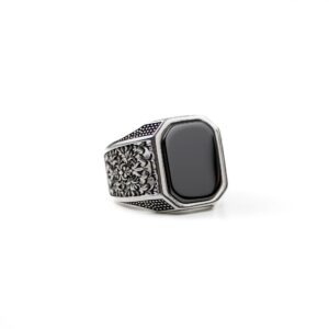 Onyx Vintage Silver Ring