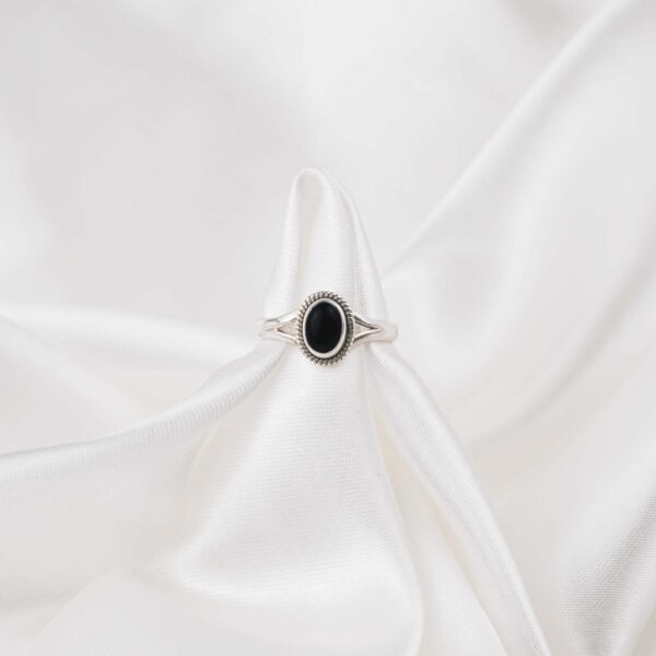 Onyx Sterling Silver 925 Women's Minimal Ring