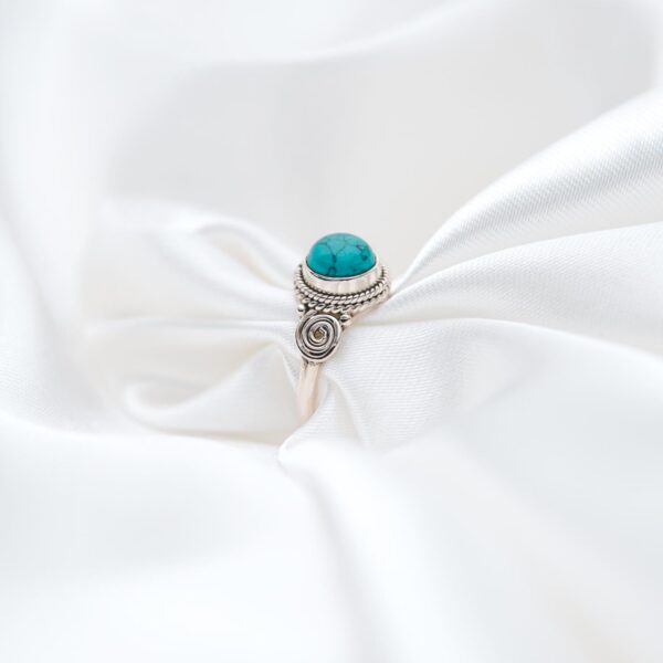 Turquoise Silver Ring - Image 4