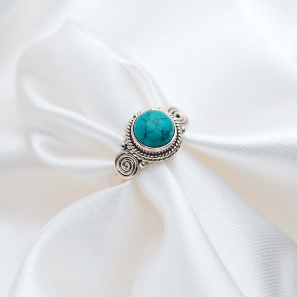 Turquoise Silver Ring - Image 3