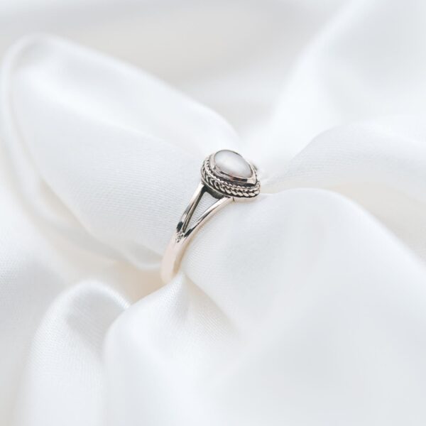 Pearl Silver Ring - Image 2