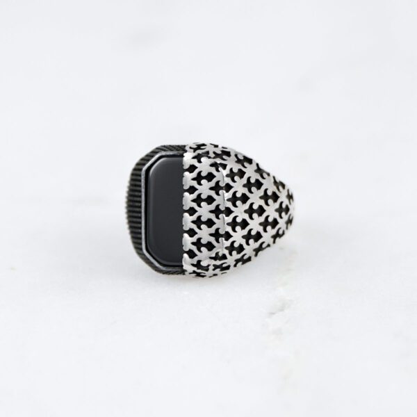 Onyx Stone 'Bipolar' Design Silver Ring