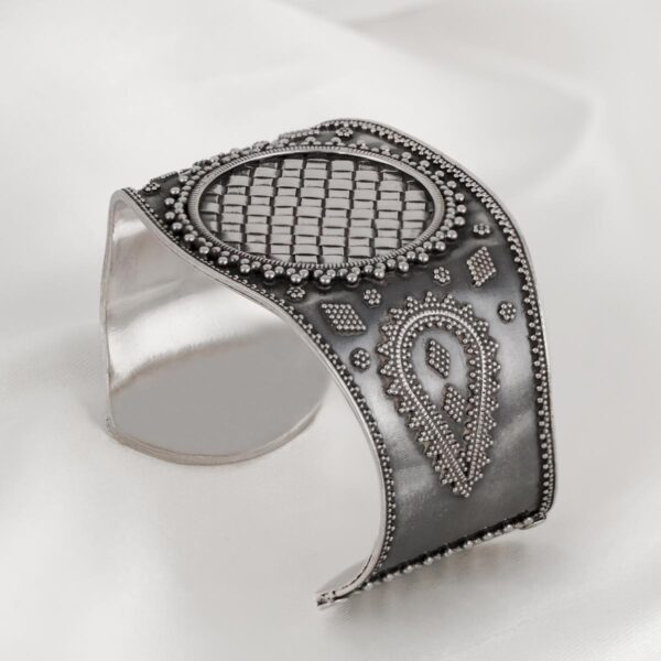 Vintage Silver Statement Bangle - Image 2