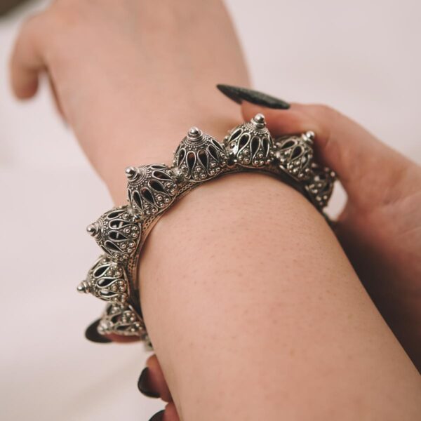 Handmade Tribal Vintage Oxidized Bangle - Image 4